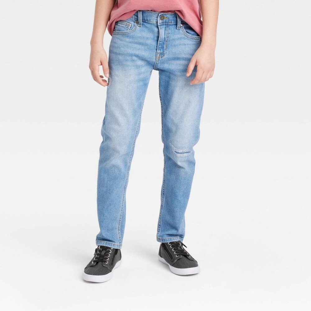 NEW! Boys' Stretch Relaxed Taper Jeans, Light Wash - art class